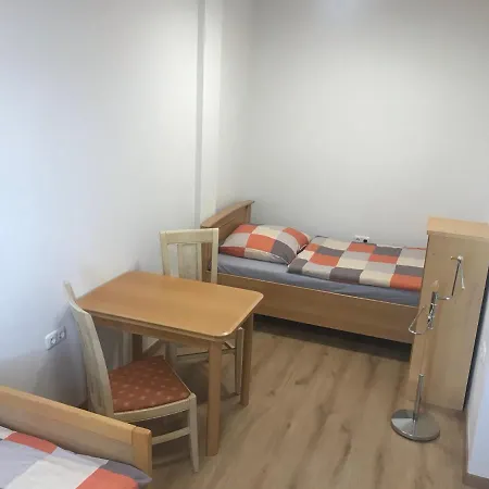 Clemens Apartamento